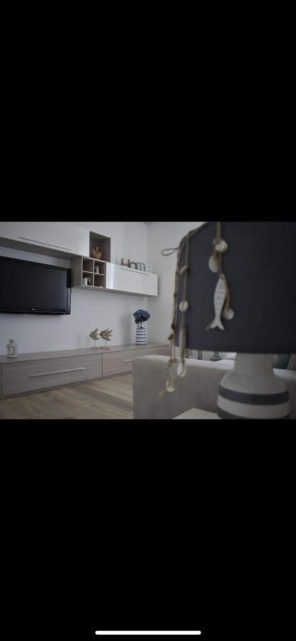 바리 Casa Fronte Del Porto 아파트 외부 사진